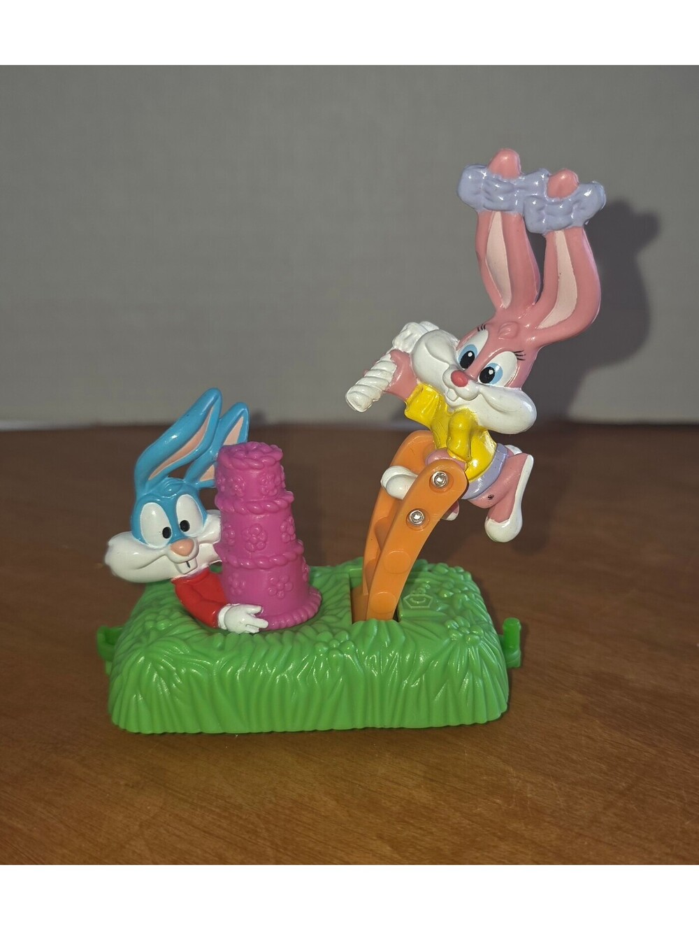Vintage Tiny Toon, babs bunny Happy meal toy